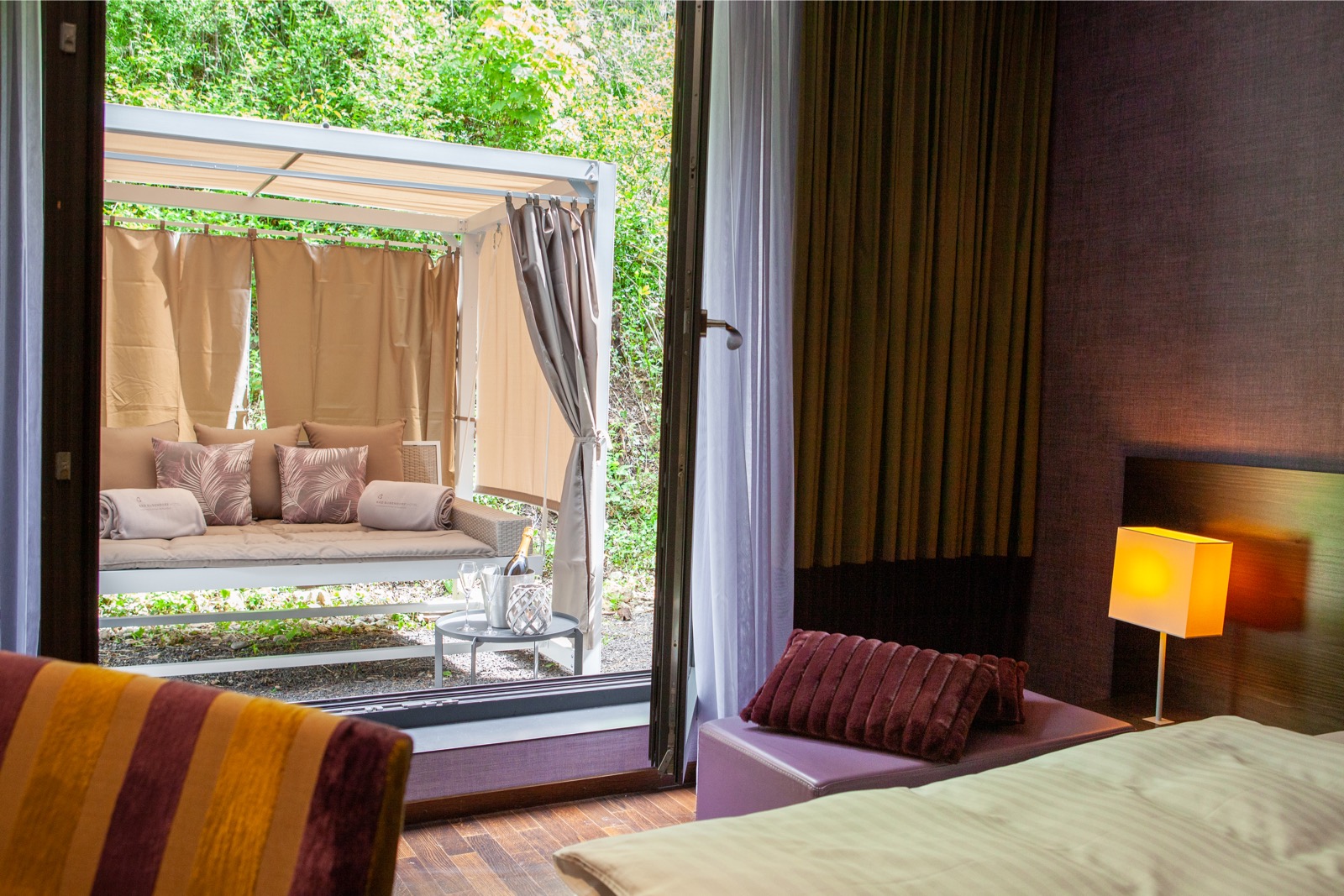 Bad-Bubendorf-Hotel-Bubendorf-Rooms_Comfort_Design_Giardino_ 4.jpg